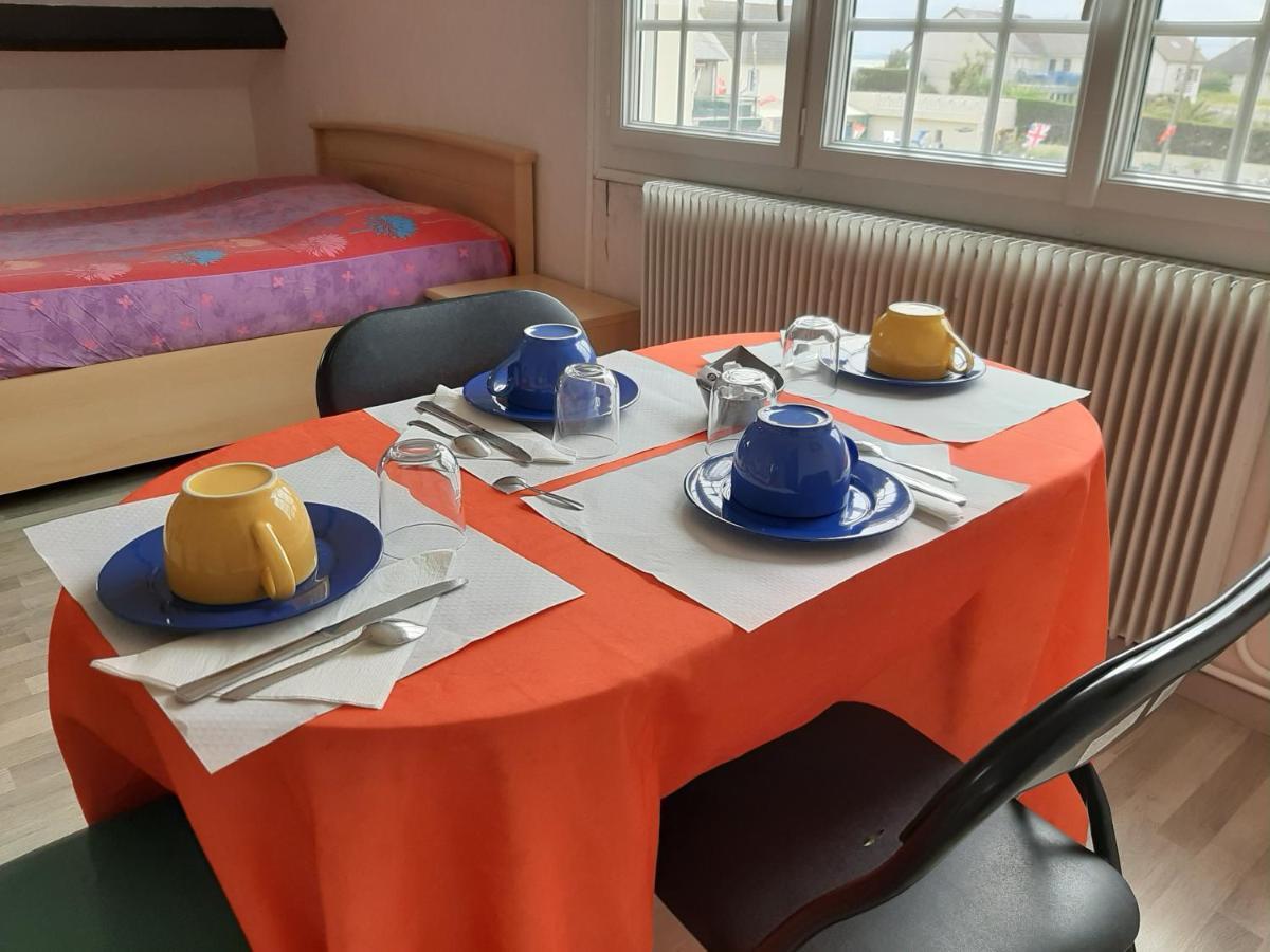 Utah Beach Bed and Breakfast Sainte-Marie-du-Mont  Exterior foto